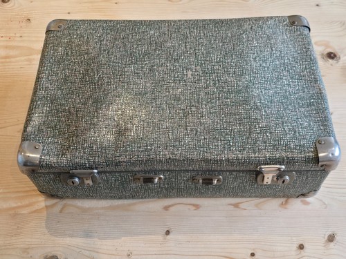 Vintage retro 1960s suitcase - 1960s,
