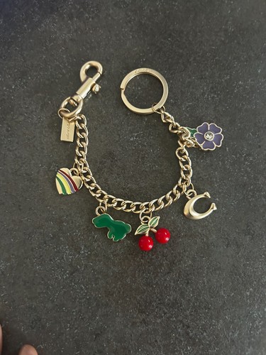 Coach motif chain - motif,