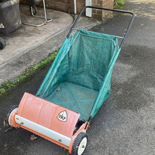 Manual push leaf sweeper - manual,